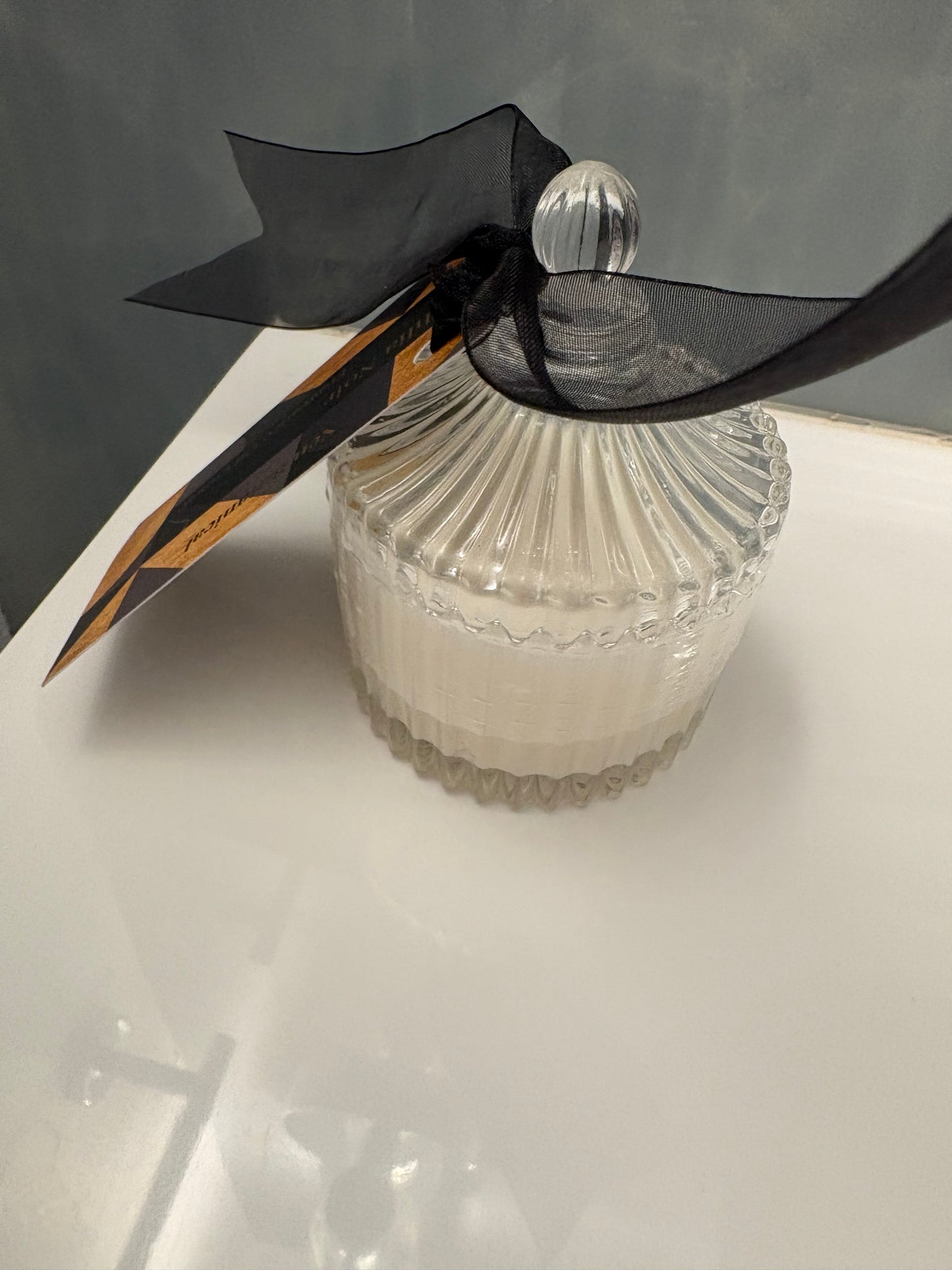Dahlia Noir 3 Oz. Candle